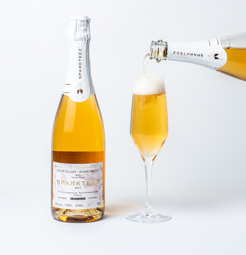 Organic sparkling rosé tea