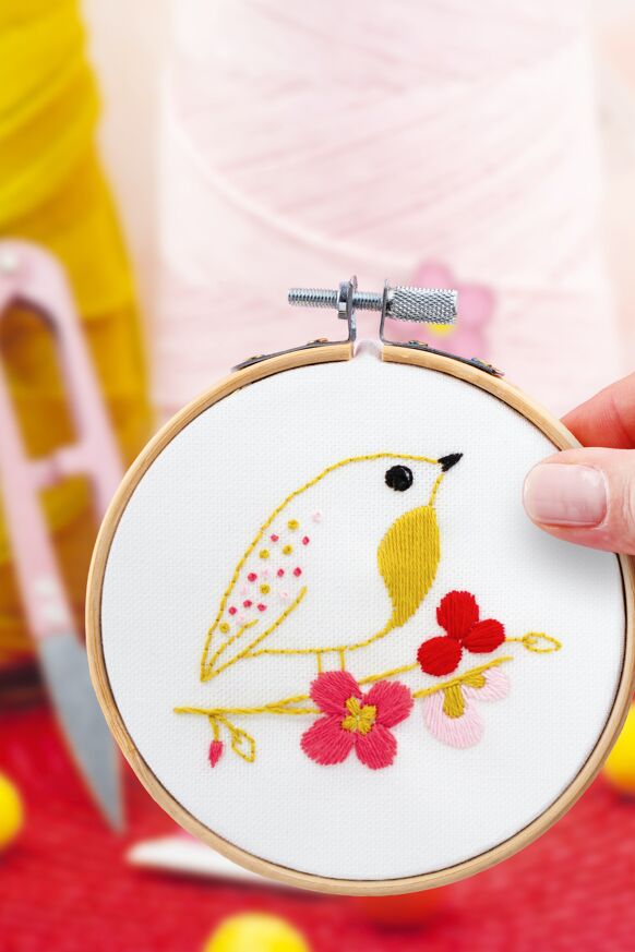 Broderie décorative Oiseau printanier
