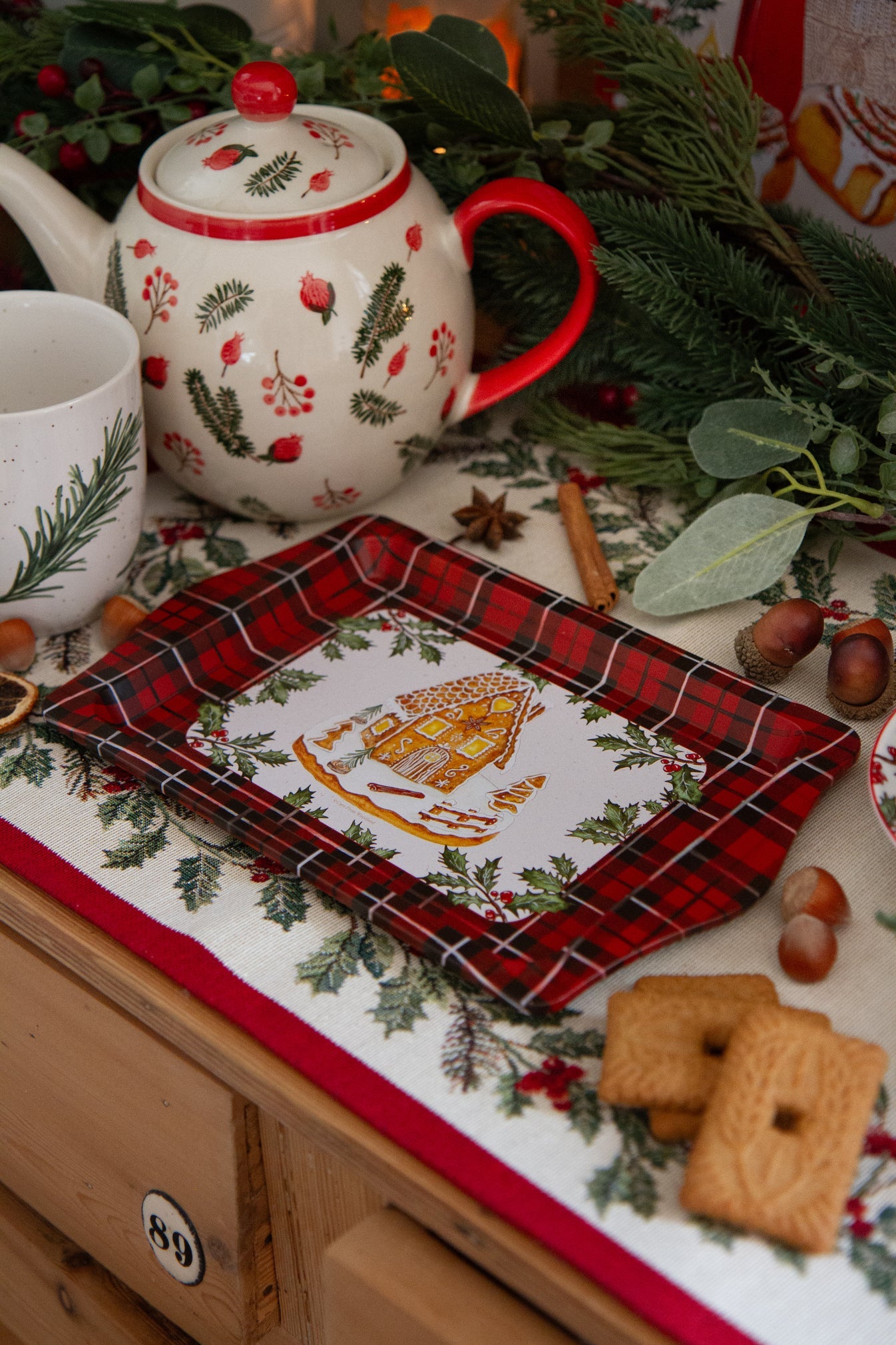 Plateau en métal Maison Pain d'Epices