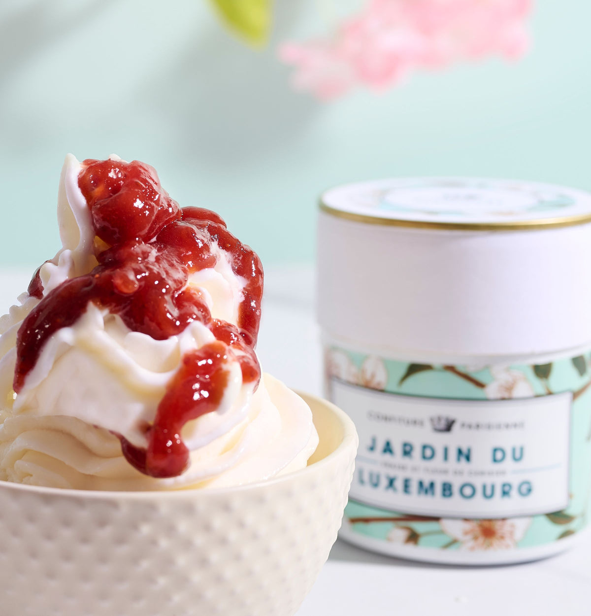 Jardin du Luxembourg Fraise et fleur de cerisier