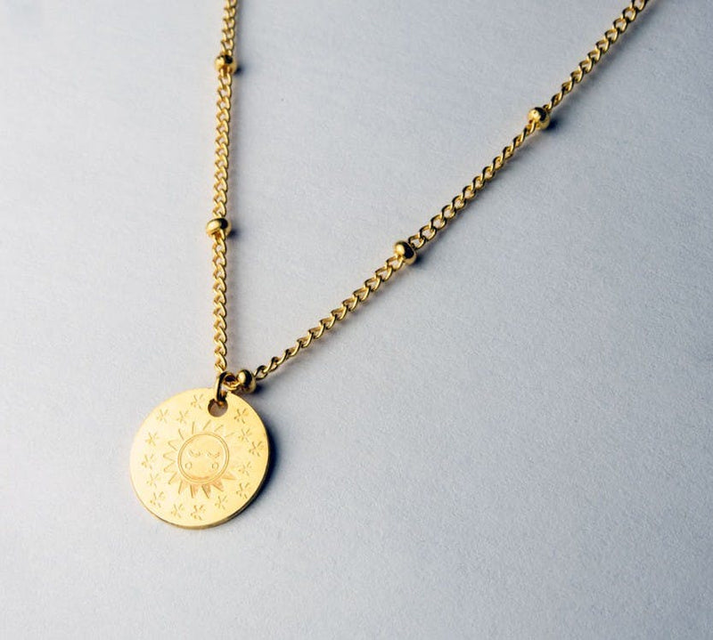 Medallion necklace - Sun