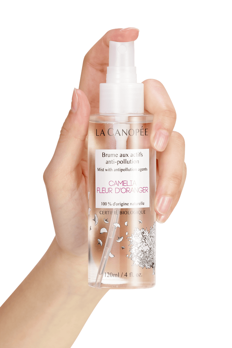 Brume aux actifs anti-pollution