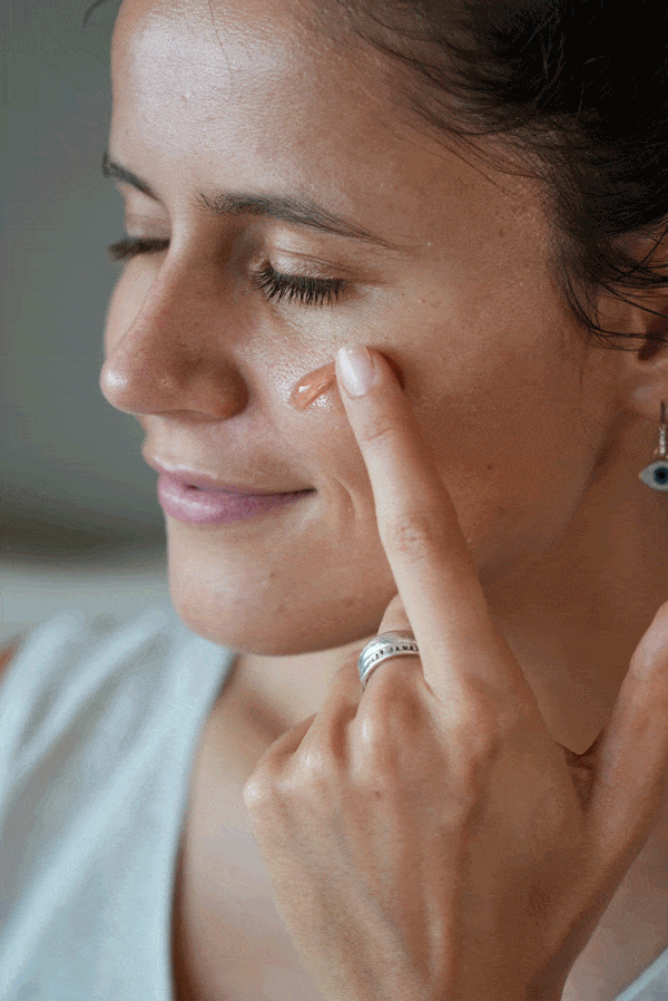 Mascarilla exfoliante con ácidos de frutas.