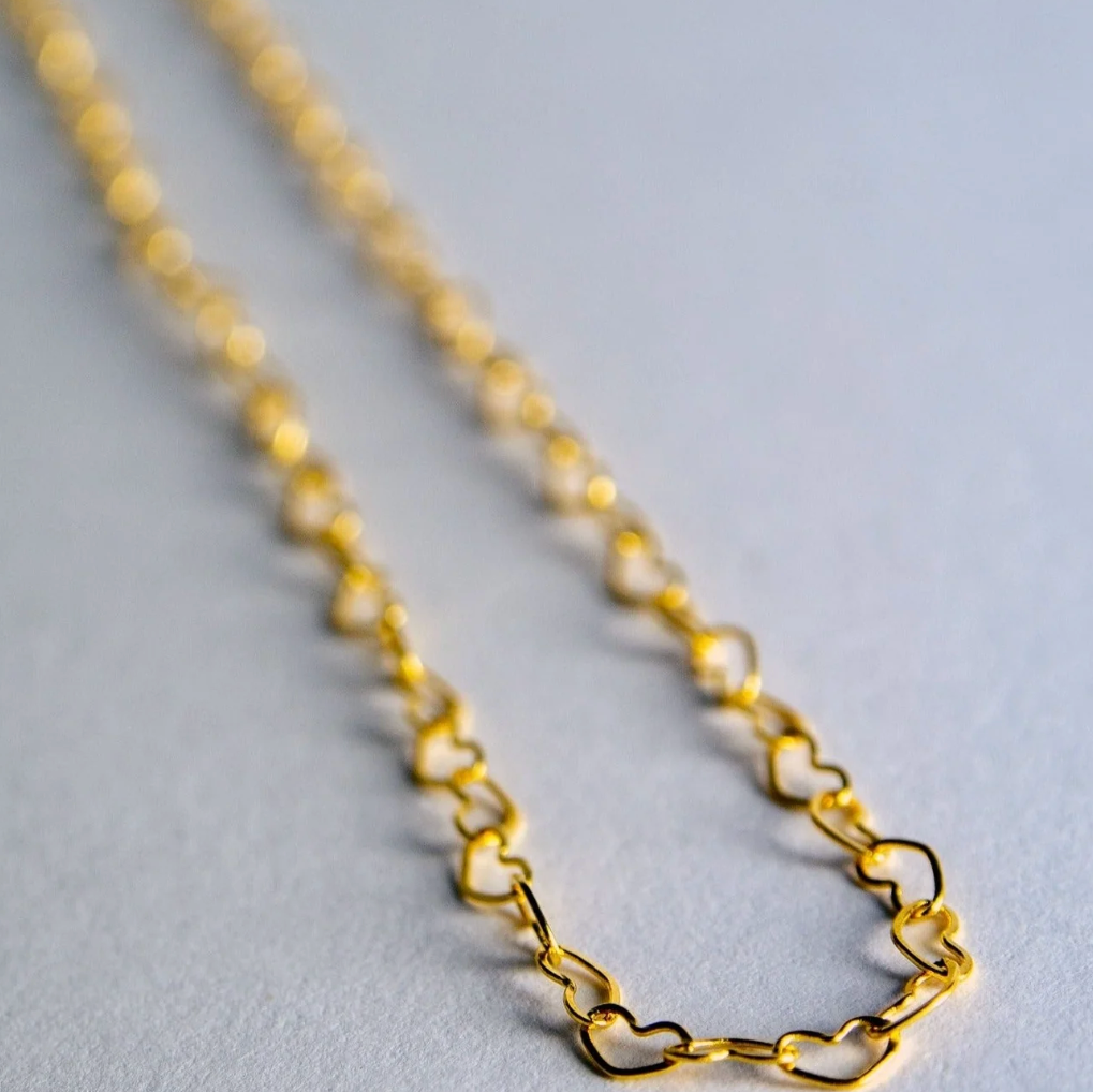 Collier chaîne coeurs entrelacés