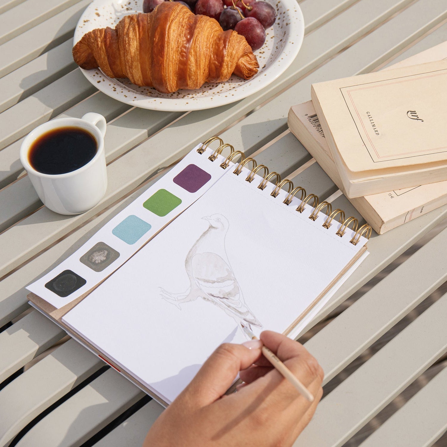 Travel Book Spring In Paris