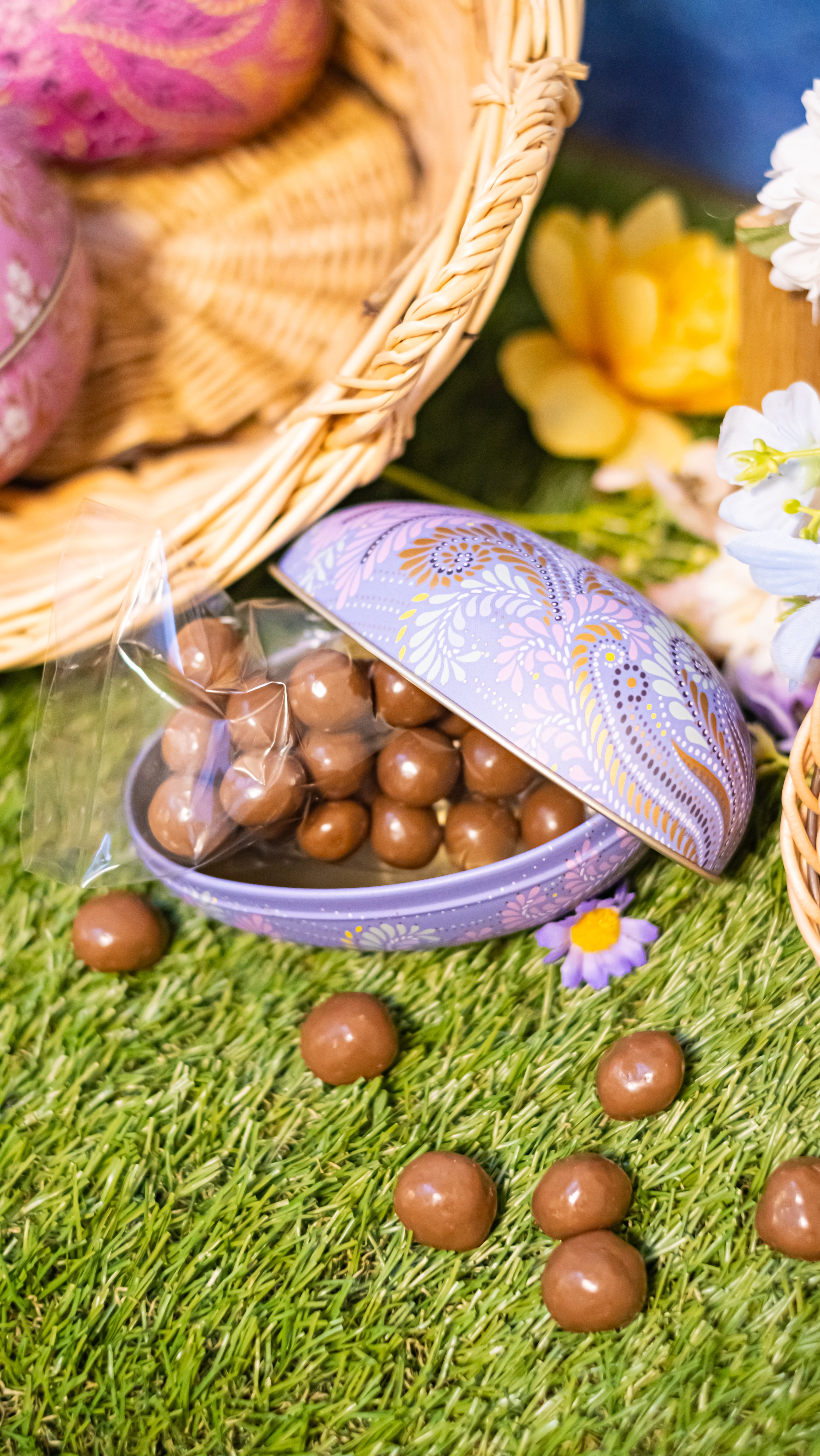 Oeuf Métal garni de billes Céréales Chocolat Lait Caramel