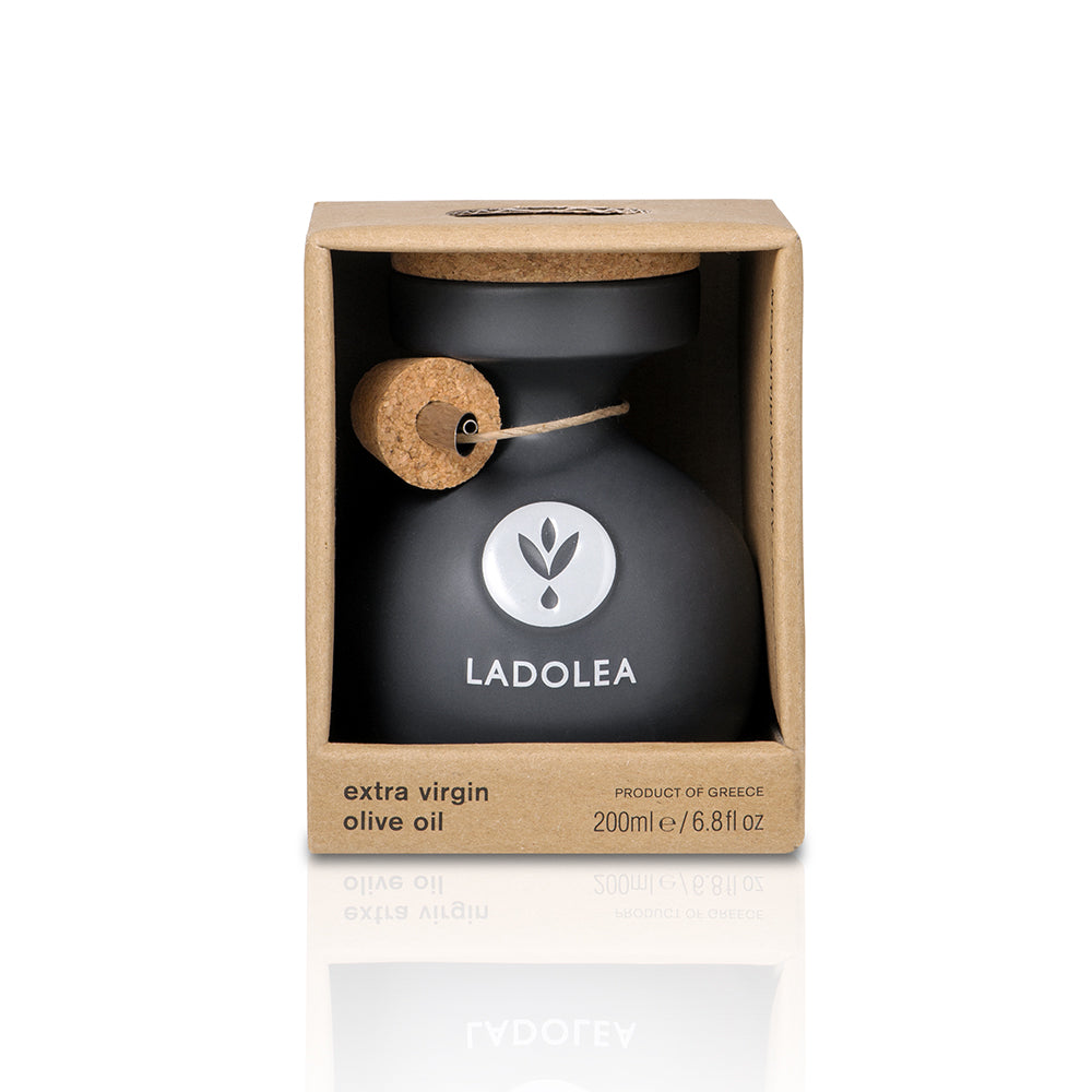 Huile d'Olive Vierge Extra Intense Megaritiki et son huilier