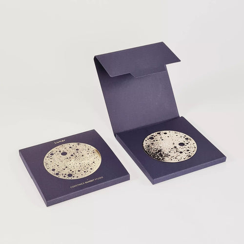 Broche magnético lunar dorado pequeño