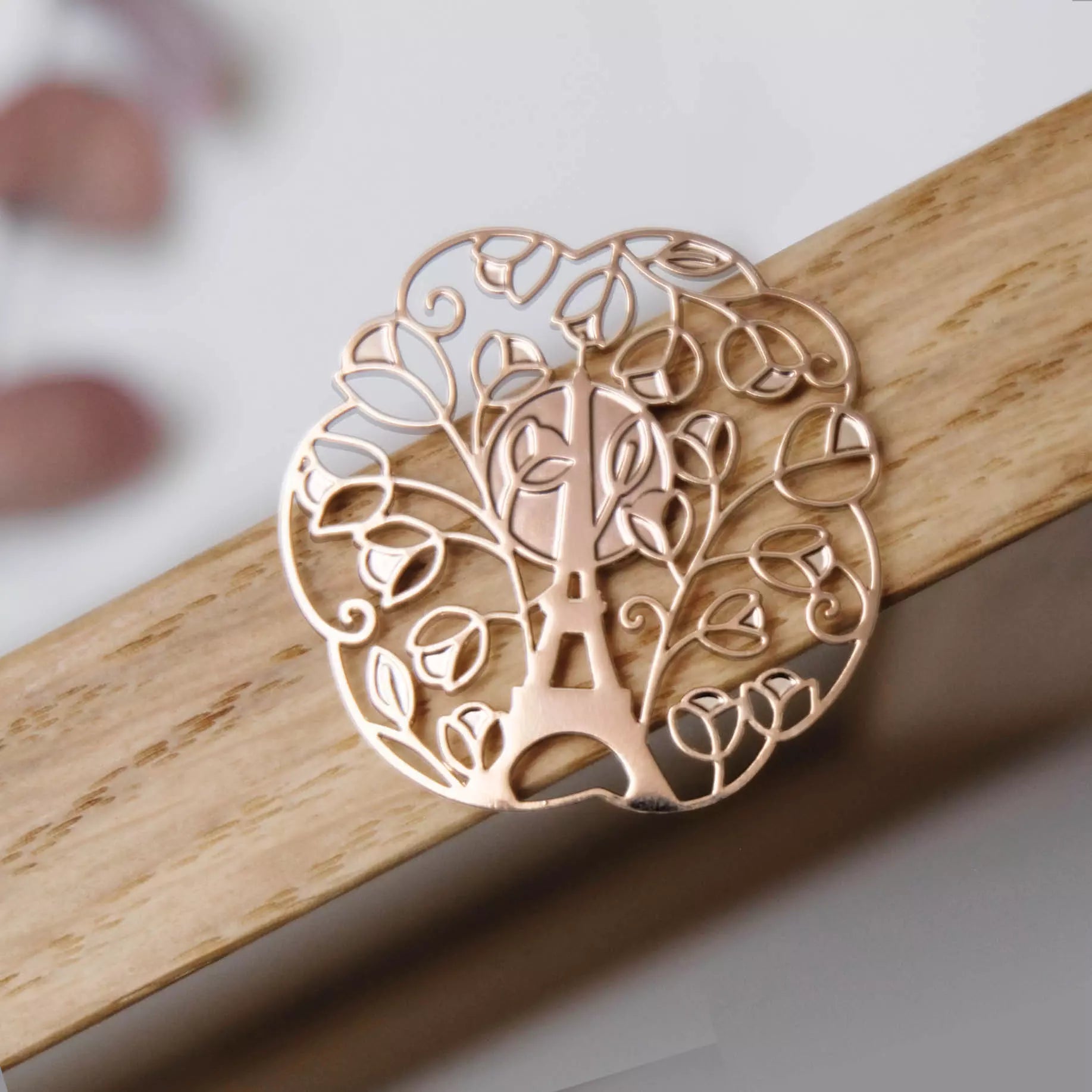 Broche Magnétique Eiffel Florale