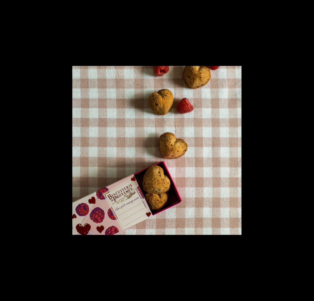 Les Coeurs de Macarons Amande et Framboise
