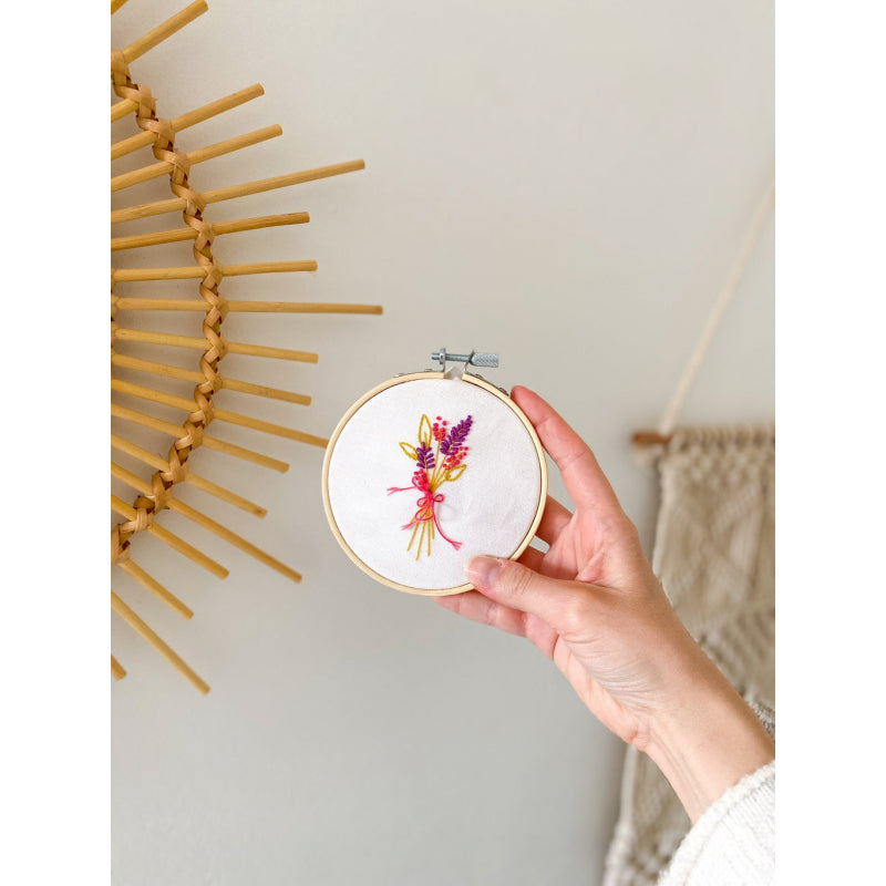 Broderie Décorative Fleurs des champs