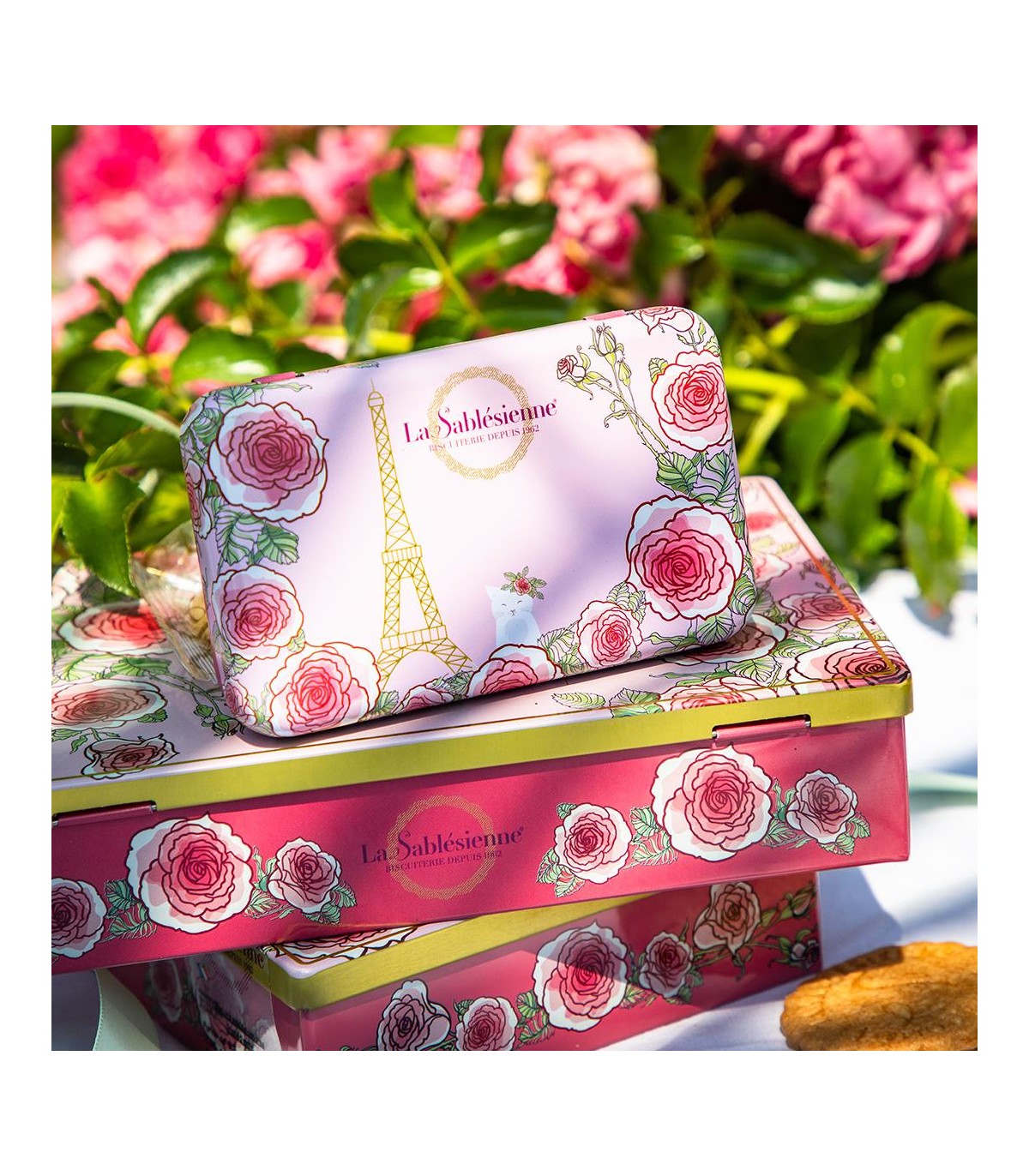 french souvenir to bring back in your country