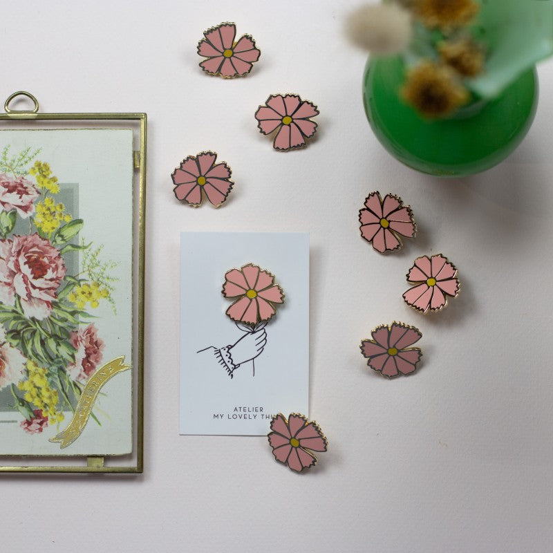 Pin's Cosmos en Laiton