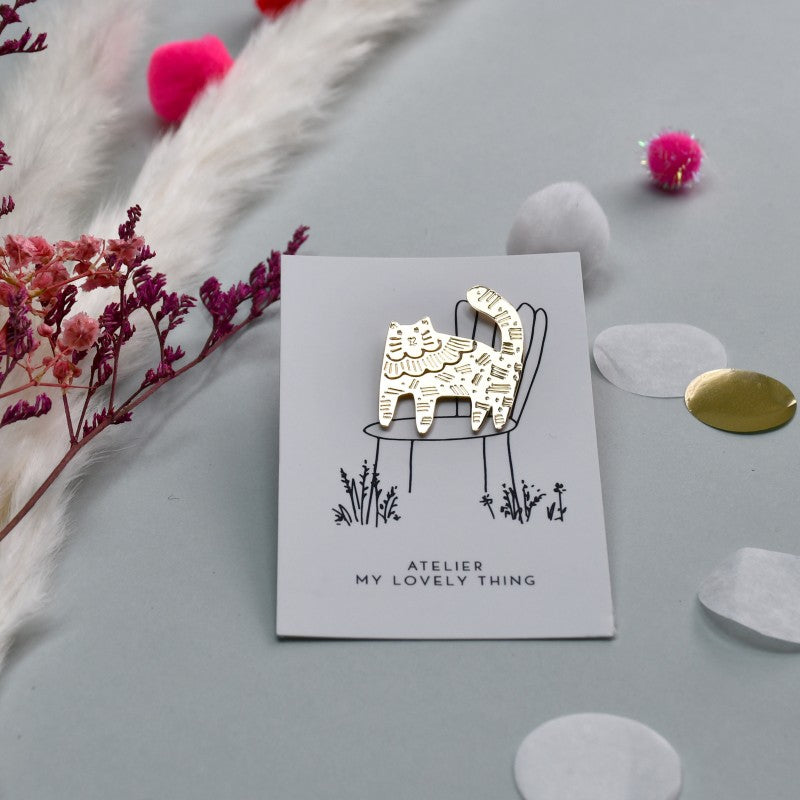 Pin's Chat en Laiton