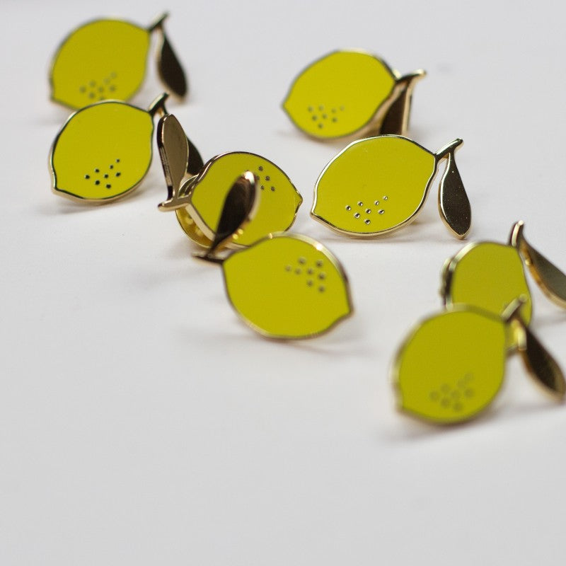 Pin's A touch of love