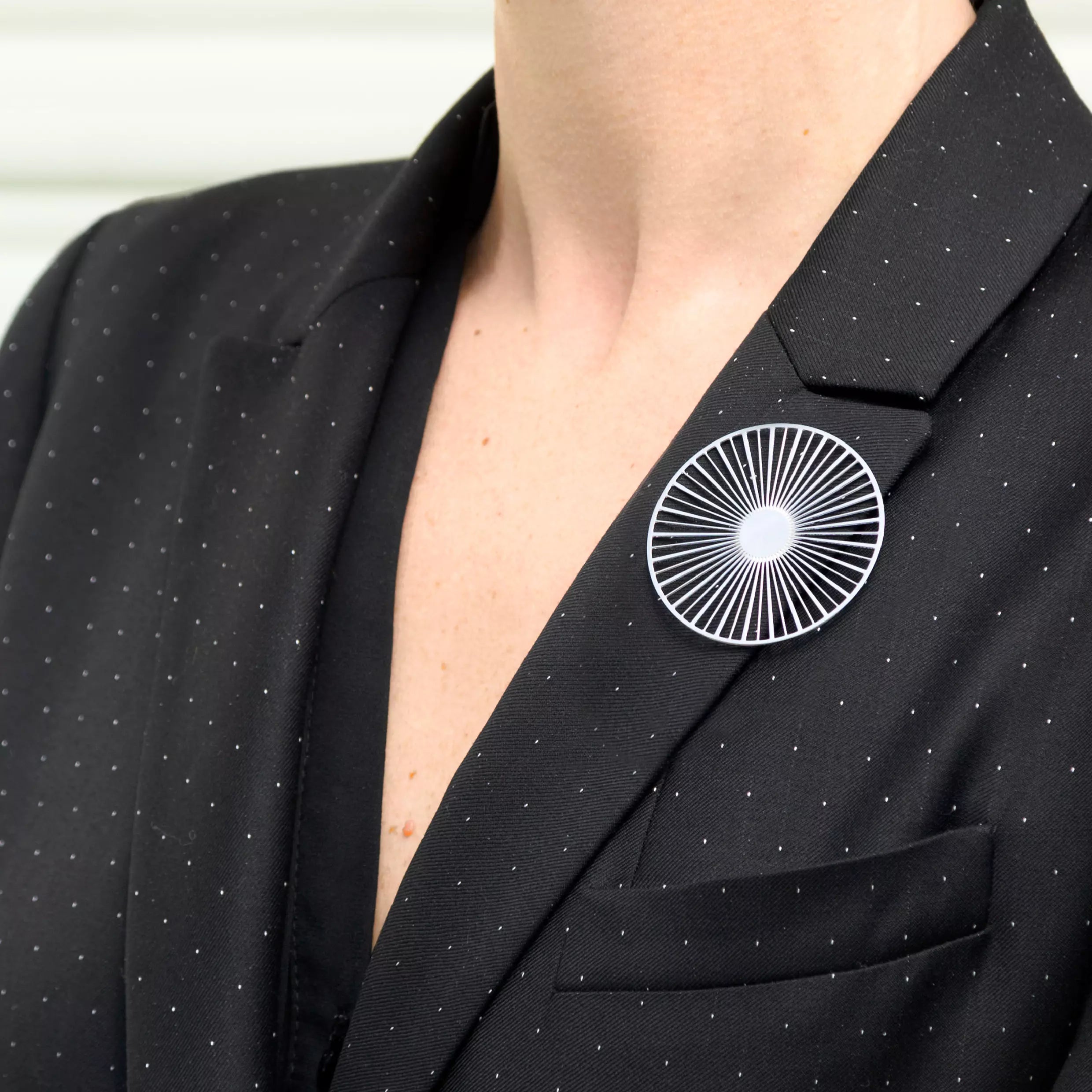 Broche Magnétique Solar Petite Argentée Mat